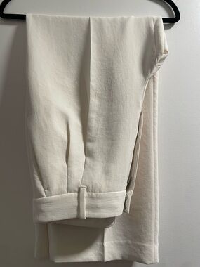 Aritzia Wilfred White Effortless Pant